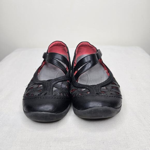 Baretraps Women's Black Ferra Flower Lasercut Comfort Flats Size 7M - Picture 3 of 11